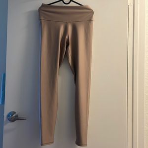 High Waist Alo Airlift legging in Taupe